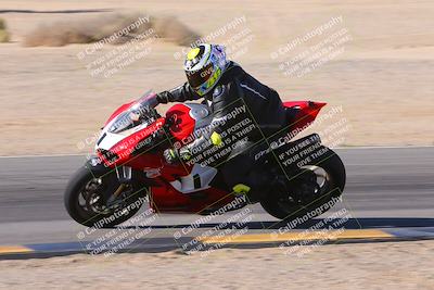 media/Dec-10-2023-SoCal Trackdays (Sun) [[0ce70f5433]]/Turn 9 Inside Set 2 (1115am)/